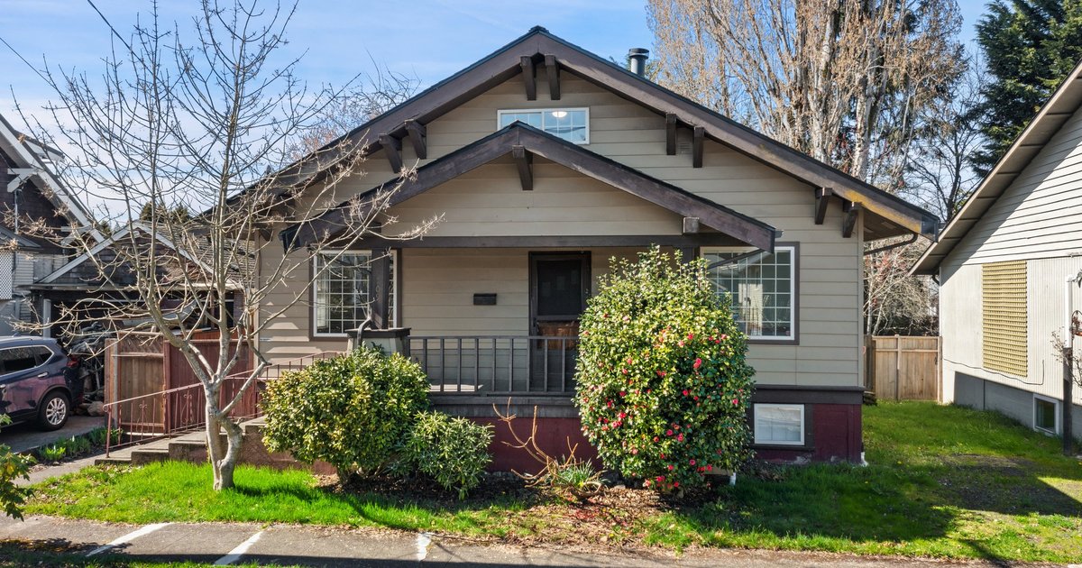 709 McKenzie Ave, Bremerton WA